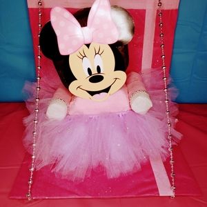 Minnie Mouse diaper cake